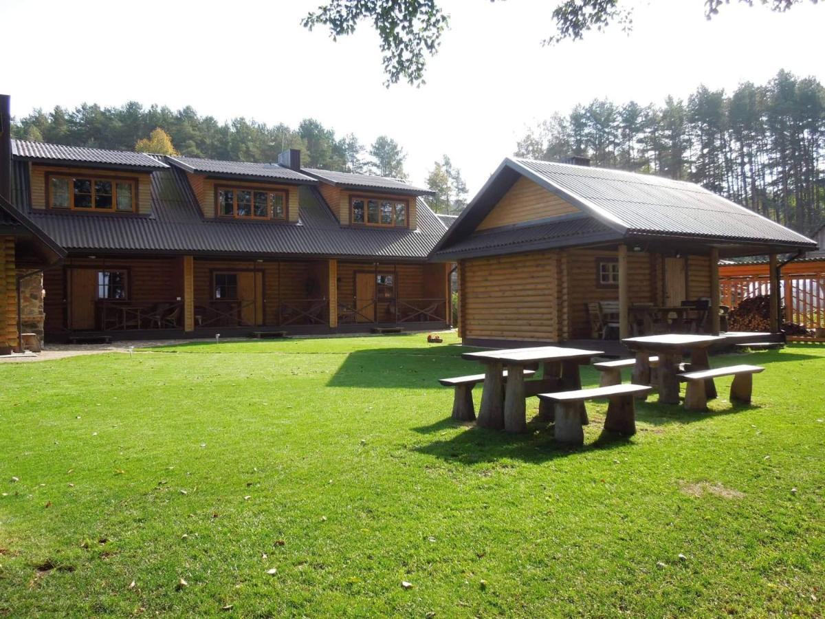 Karolio Sodyba Paluseje Exterior foto